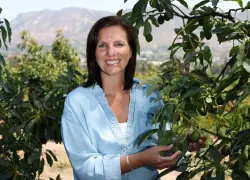 Impacto de política migratoria en agricultura: testimonio de Lisa Tate