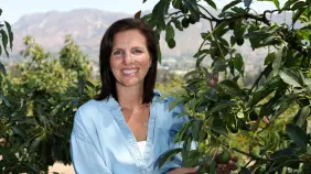 Impacto de política migratoria en agricultura: testimonio de Lisa Tate