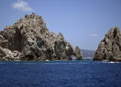 El Pacífico va recobrando el pulso tras reducirse la amenaza de tsunami