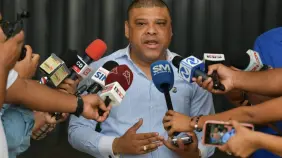 Diputado del PRD califica como "palo acechao a la población" aprobación de préstamo por US$615 millones en la madrugada