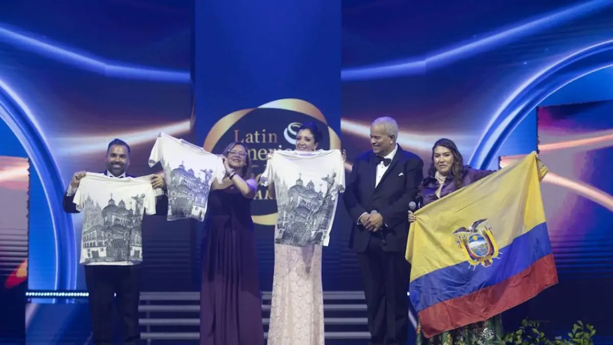 Quito Turismo galardonada como destino romántico y de reuniones en Latin American wedding awards