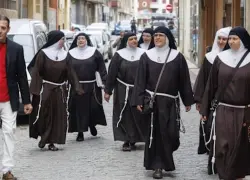 La justicia ordena el desahucio de las monjas españolas excomulgadas por la Iglesia