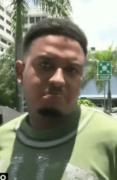 Acusado de homicídio.