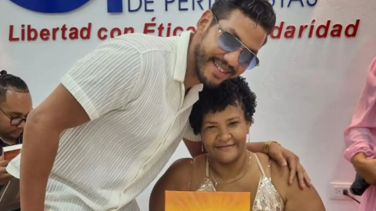 Solanny espera que esta obra pueda llegar a escuelas, hospitales, centros de terapia, hogares e instituciones, donde la lectura se convierta en acompañamiento emocional.