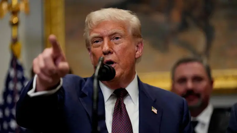 Trump despliega dos submarinos nucleares ante las provocadoras declaraciones de Medvédev