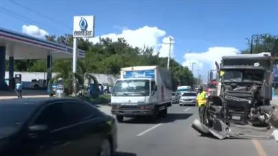Impactante accidente en autopista 6 de Noviembre deja cinco muertos