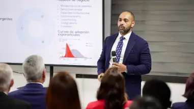 Pymes dominicanas reciben consejos de Eric Moreno para fortalecer su modelo de negocio