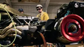 Bad Bunny une fuerzas con Mercedes y Adidas para exhibir auto de F1 en San Juanune fuerzas con Mercedes y Adidas para exhibir auto de F1 en San Juan