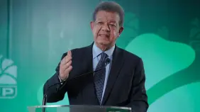 Leonel Fernández exhorta a dirigentes de la Fuerza del Pueblo a participar en elecciones internas