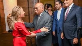 Reafirman compromiso con los mejores intereses del país
