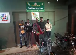 Interceptan motocicletas con haitianos indocumentados en Dajabón