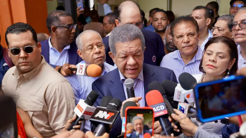 Elecciones internas de la Fuerza del Pueblo registran participación masiva; Leonel la define como “demostración contundente”