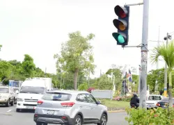 Entre críticas y confusión, entran en vigencia nuevas medidas de tránsito en la capital