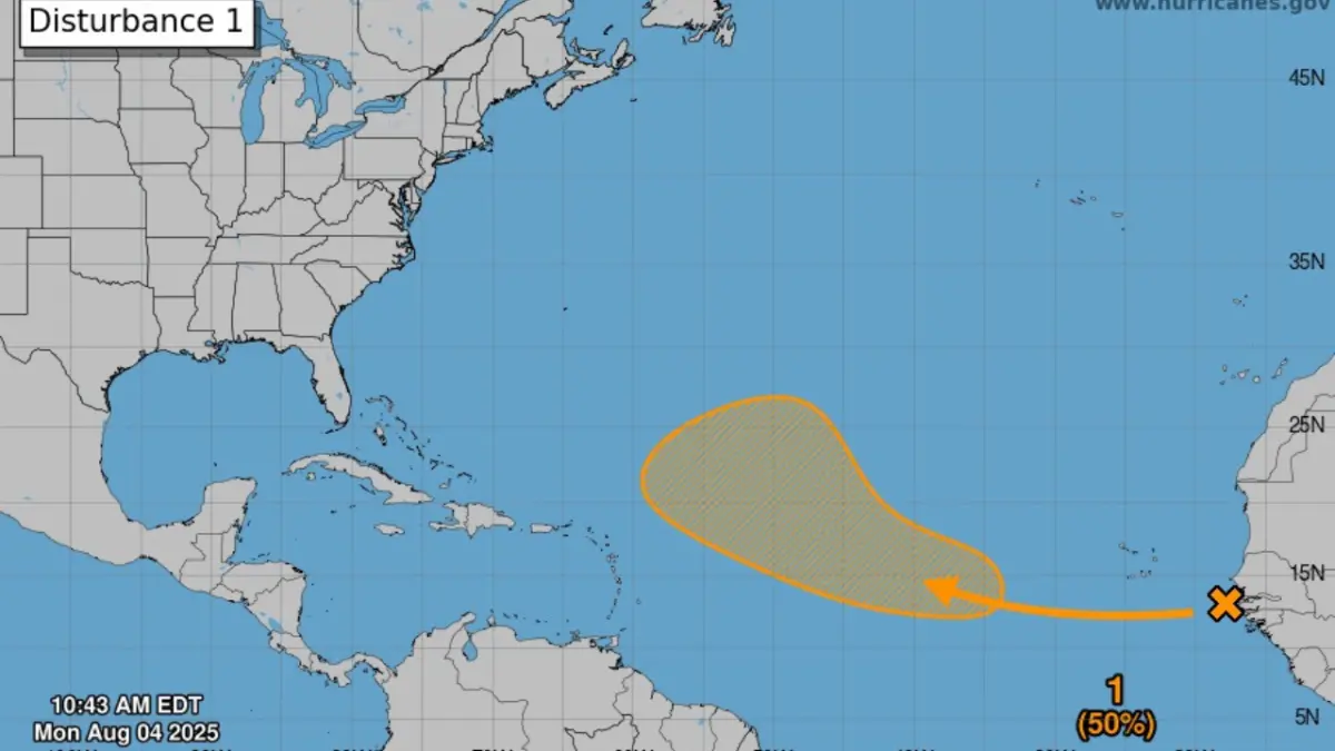 Centro Nacional de Huracanes de Estados Unidos vigila onda tropical con alto potencial de desarrollo ciclónico.