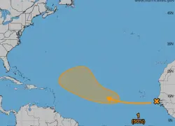 Centro Nacional de Huracanes vigila onda tropical con alto potencial de desarrollo ciclónico