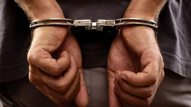 PN y MP arrestan a "Zoito" en Santiago durante allanamiento; está vinculado a homicidio ocurrido en 2014
