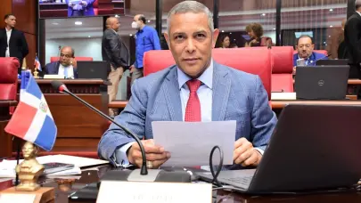 Convierten en Ley proyecto que declara el 23 de septiembre "Dia Nacional del Pelotero"