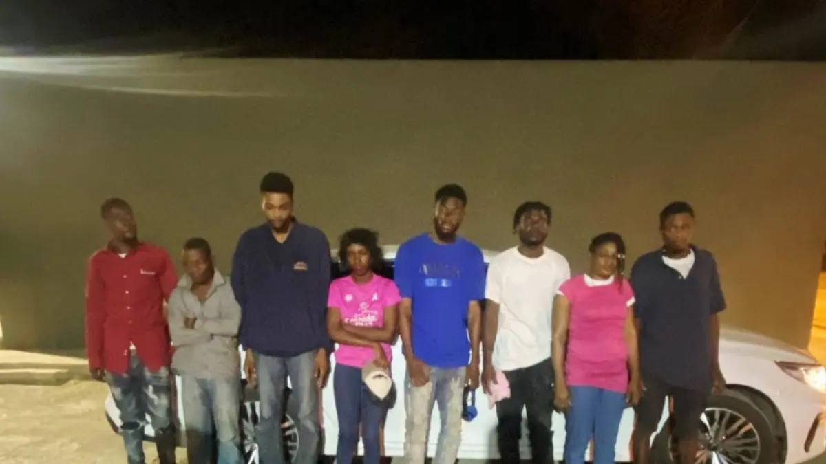 Extranjeros ilegales.