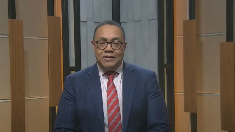 Dos Minutos: Atraso institucional
