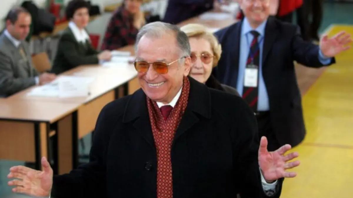 Expresidente de Rumanía y líder de la transición