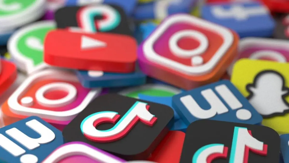 Redes sociales.