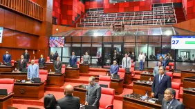 Senado aprueba sanciones por incomparecencia de funcionarios y avanza ley de alquileres con nuevos límites