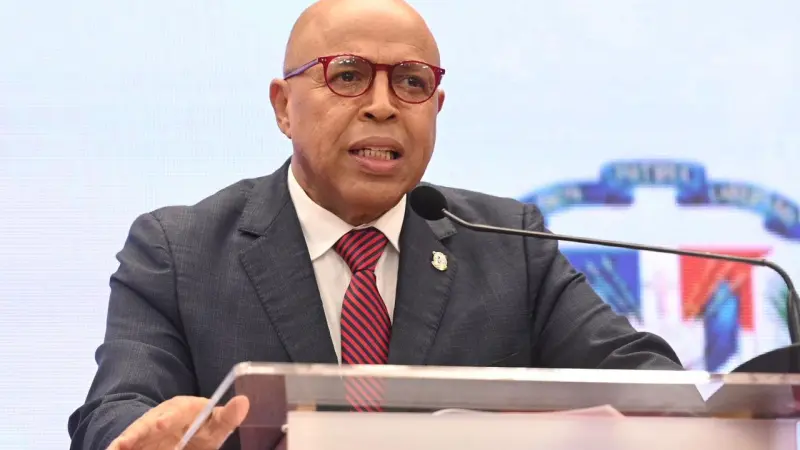 Alfredo Pacheco denuncia ser víctima de chantaje de "La Tora" y anuncia demanda por difamación y extorsión