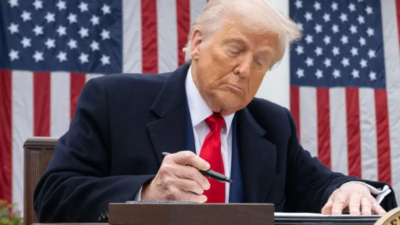 Agresión a empleado del gobierno lleva a Trump a querer el control de Washigton D.C.