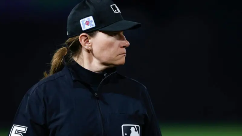 Las Grandes Ligas de béisbol tendrán la primera árbitra de su historia