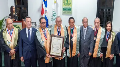 Dr. Jorge Subero Isa es investido como Miembro de Número de la Academia de Ciencias