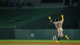 Yankees y Mets agrandan sus baches y Langeliers explota con tres jonrones