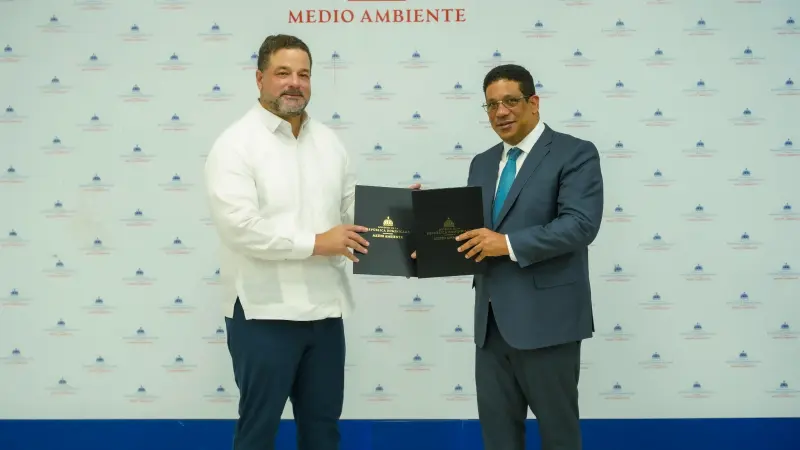Ministerio de Medio Ambiente y Contrataciones Públicas promueven uso sostenible de agregados en obras estatales