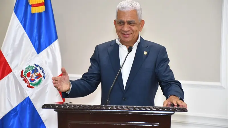 "Conmigo no cuenten": presidente del Senado descarta reforma constitucional para reelección