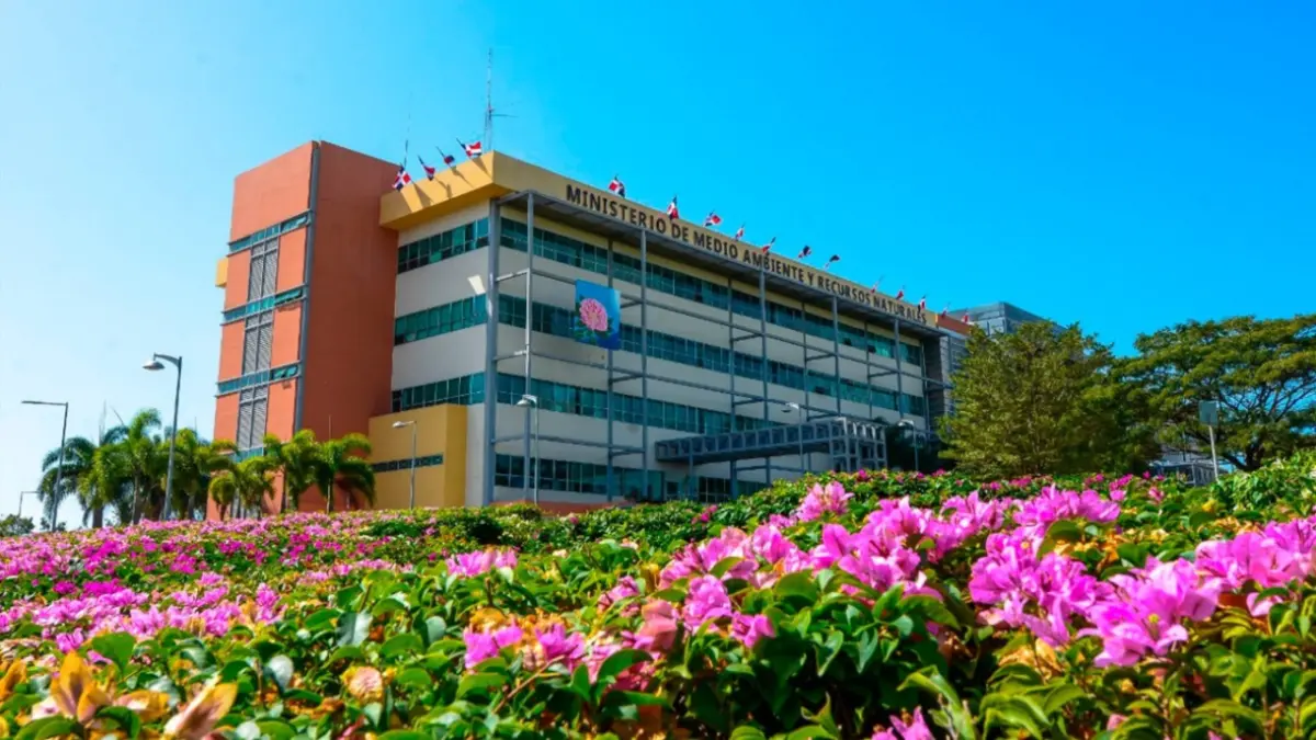 Gobierno refuerza control ambiental en obras públicas: exigirán origen legal de materiales de construcción