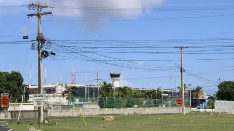 Paralizada construcción del Holiday Inn Santo Domingo Airport tras conflicto con Alcaldía de Boca Chica