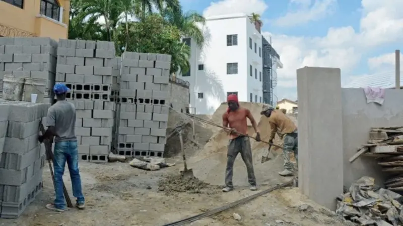 Sector construcción en RD está en un momento crítico, advierte presidenta de Acoprovi