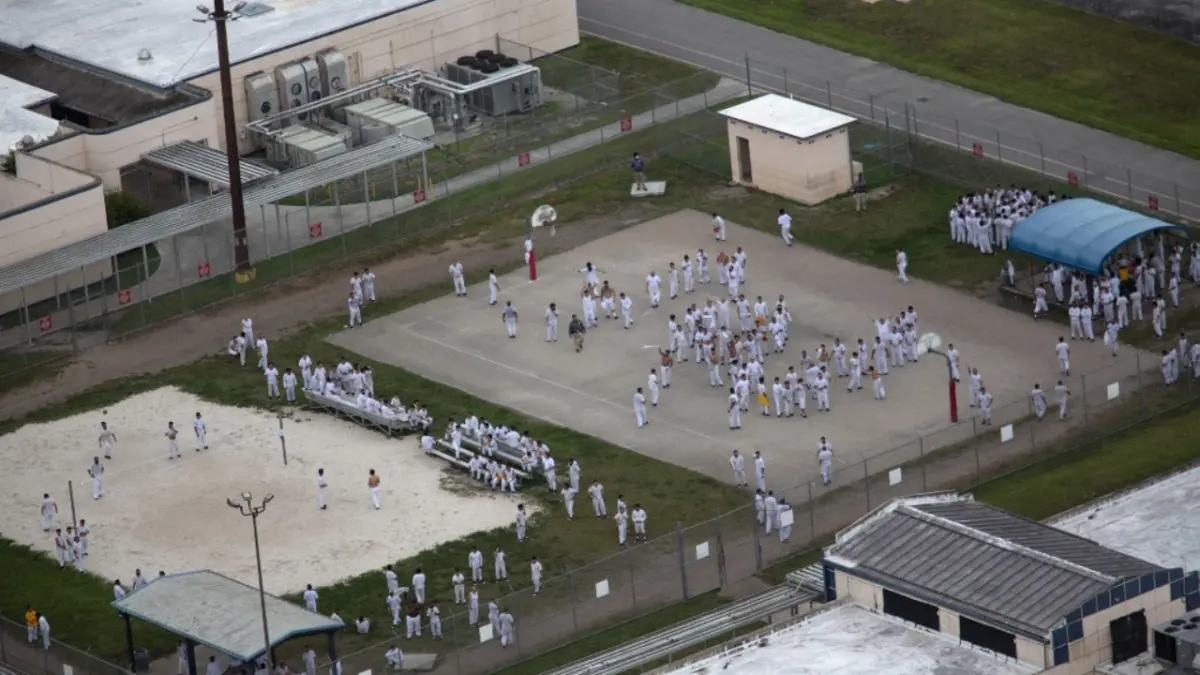 Una jueza de EEUU ordena suspensión de obras en Alcatraz de los Caimanes
