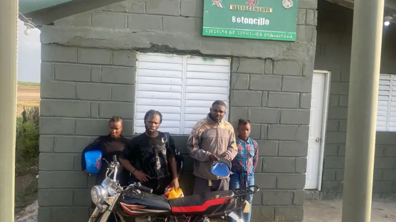 Detienen a 34 haitianos indocumentados en Montecristi durante operativos del Ejército