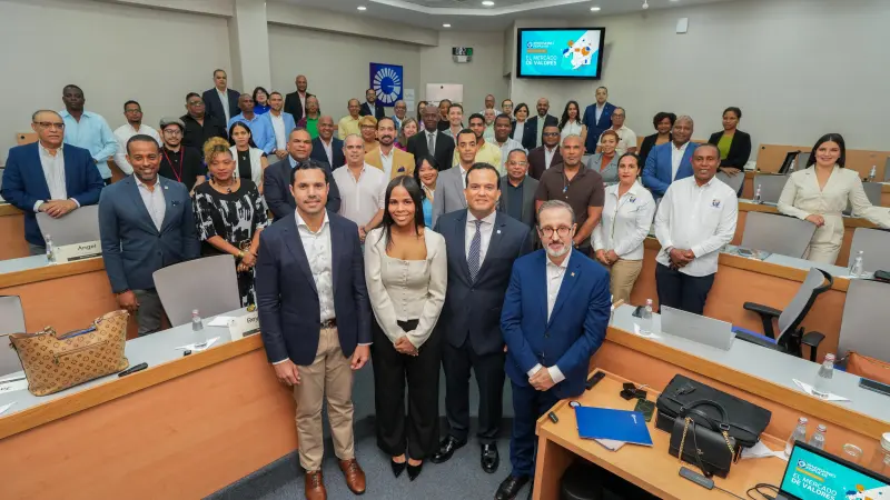 Realizan taller sobre mercado de valores en República Dominicana