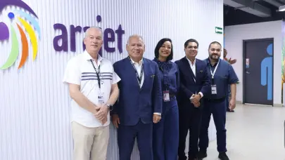 Tripulantes VIP firman acuerdo estrat&eacute;gico para fortalecer la formaci&oacute;n y empleabilidad del talento aeron&aacute;utico dominicano