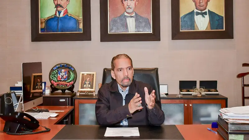 Efemérides Patrias rechaza excusa falsa por ultraje al Himno Nacional