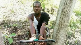 Ejército detiene a ciudadano haitiano con una escopeta casera en zona fronteriza de Elías Piña