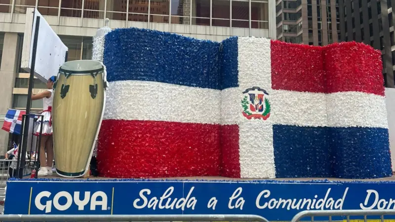 Desfile del Día Dominicano: la bandera tricolor ondea con fuerza en el corazón de Nueva York