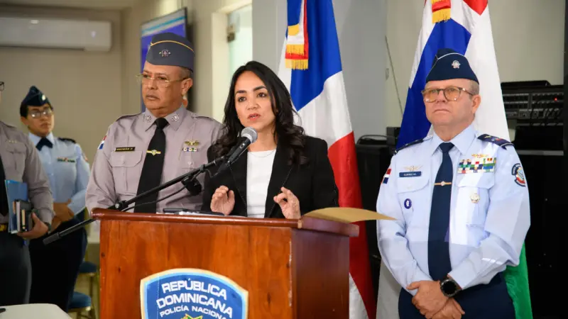 Autoridades aumentarán acciones contra tenencia de armas ilegales e introducción en centros de recreación