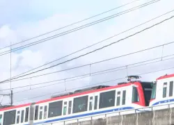 Confían en que con trenes de seis vagones agregados al Metro las filas sean menos largas