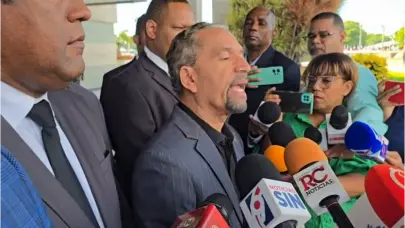 Efem&eacute;rides Patrias formaliza acusaci&oacute;n judicial contra los que ultrajaron el Himno Nacional