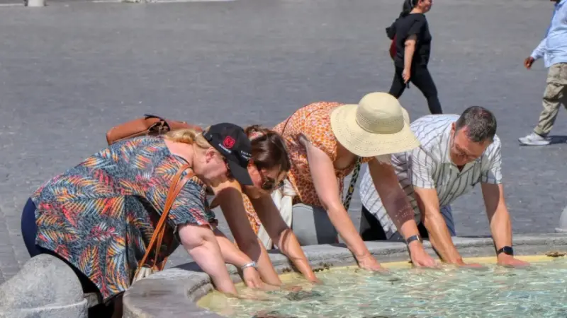 Italia continúa bajo una intensa ola de calor que se prolongará hasta el fin de semana