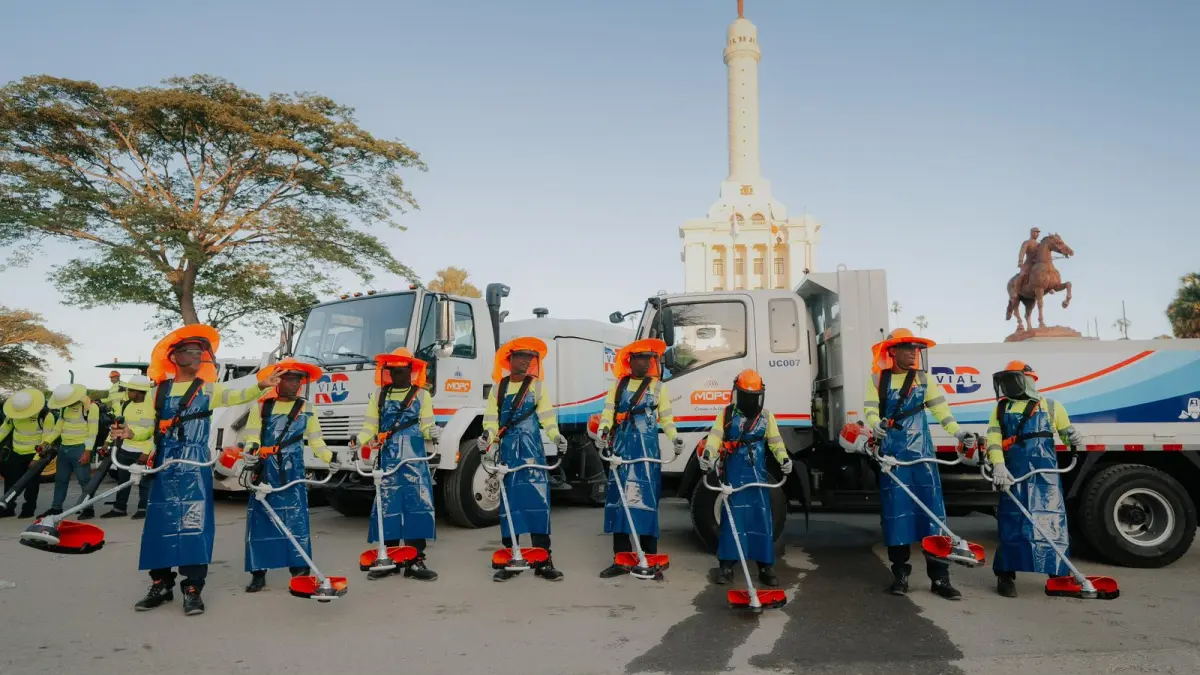 RD Vial amplía el Programa Carreteras Limpias con intervenciones estratégicas en corredores viales del país