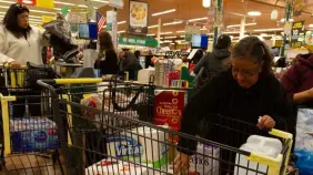 La inflación interanual en EE.UU. se mantiene en julio en el 2,7 %