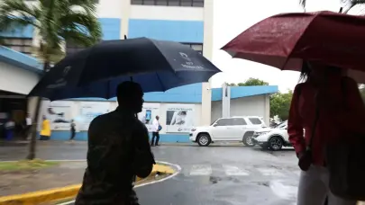 Clima: Calor, aguaceros locales, tormenta eléctrica y ráfaga de viento